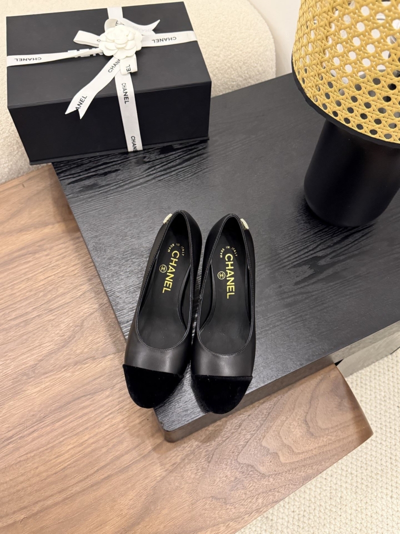 Ch**el heeled shoes